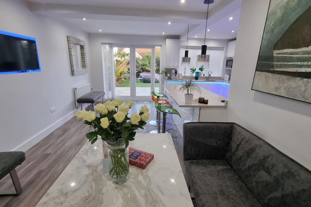 Northbourne House Villa Ferndown Bagian luar foto