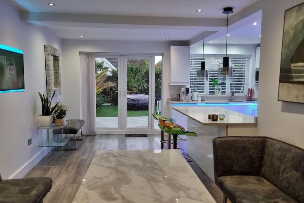 Northbourne House Villa Ferndown Bagian luar foto